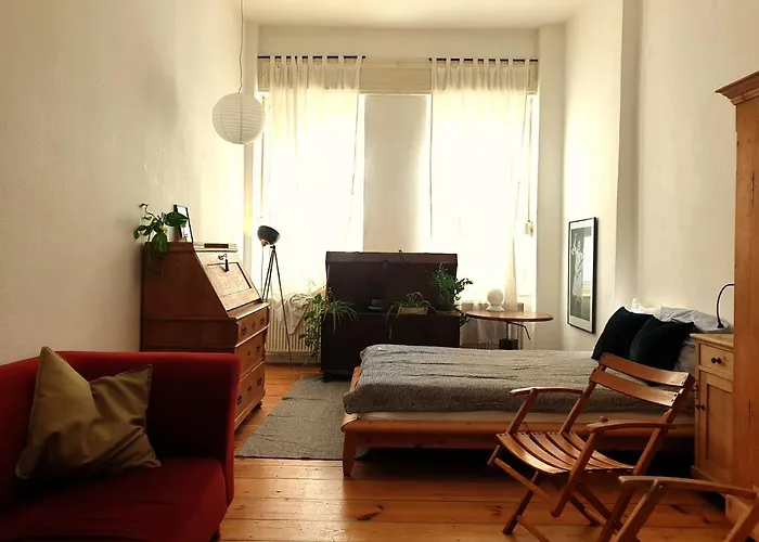 2 Room Apartment In Center Friedrichshain