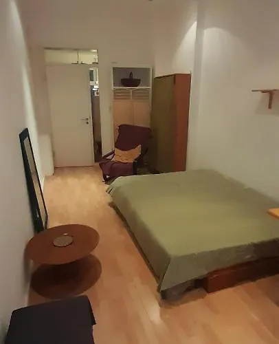 Schoene Wohnung Im Bergmannkiez Berlin
