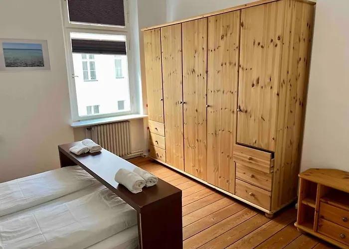 Wonderful Flat Near Ku\'Damm