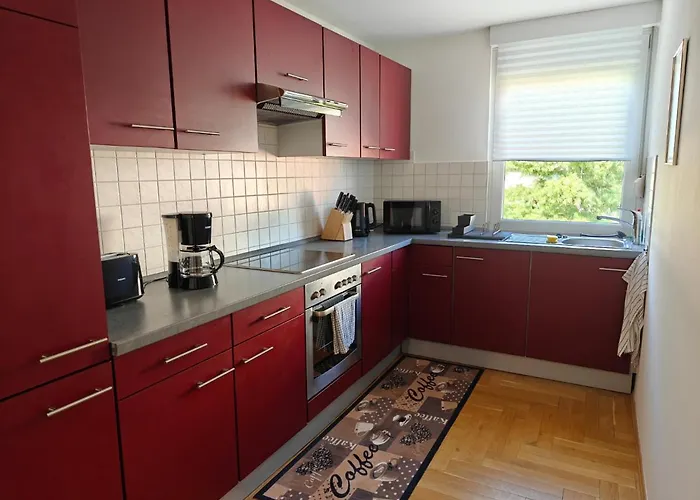 2Br Apartment, Parking, Wi-Fi, Tv In Berlin Karow