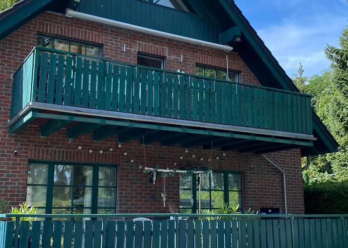 Dachwohnung Mit Wasserblick Und Eigenem Bootssteg
