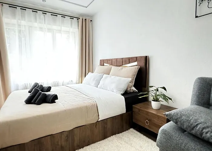 Holidayhome Apartments I Stylish Private Room In The Heart Of Berlin-Kreuzberg