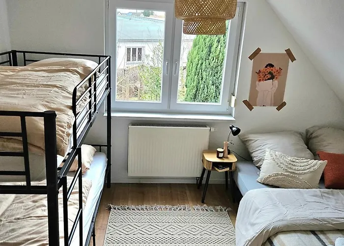 Cozy House And Free Parking