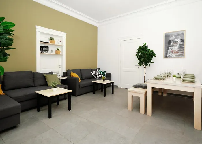 Staywell - Urban Stay X-Berg Grand Loft