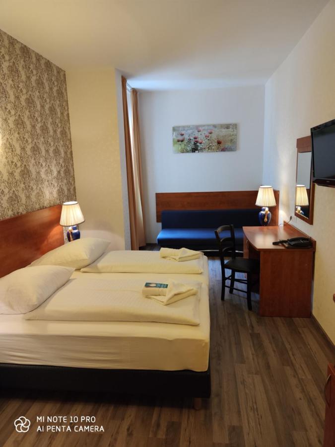 Atrium Charlottenburg 3*