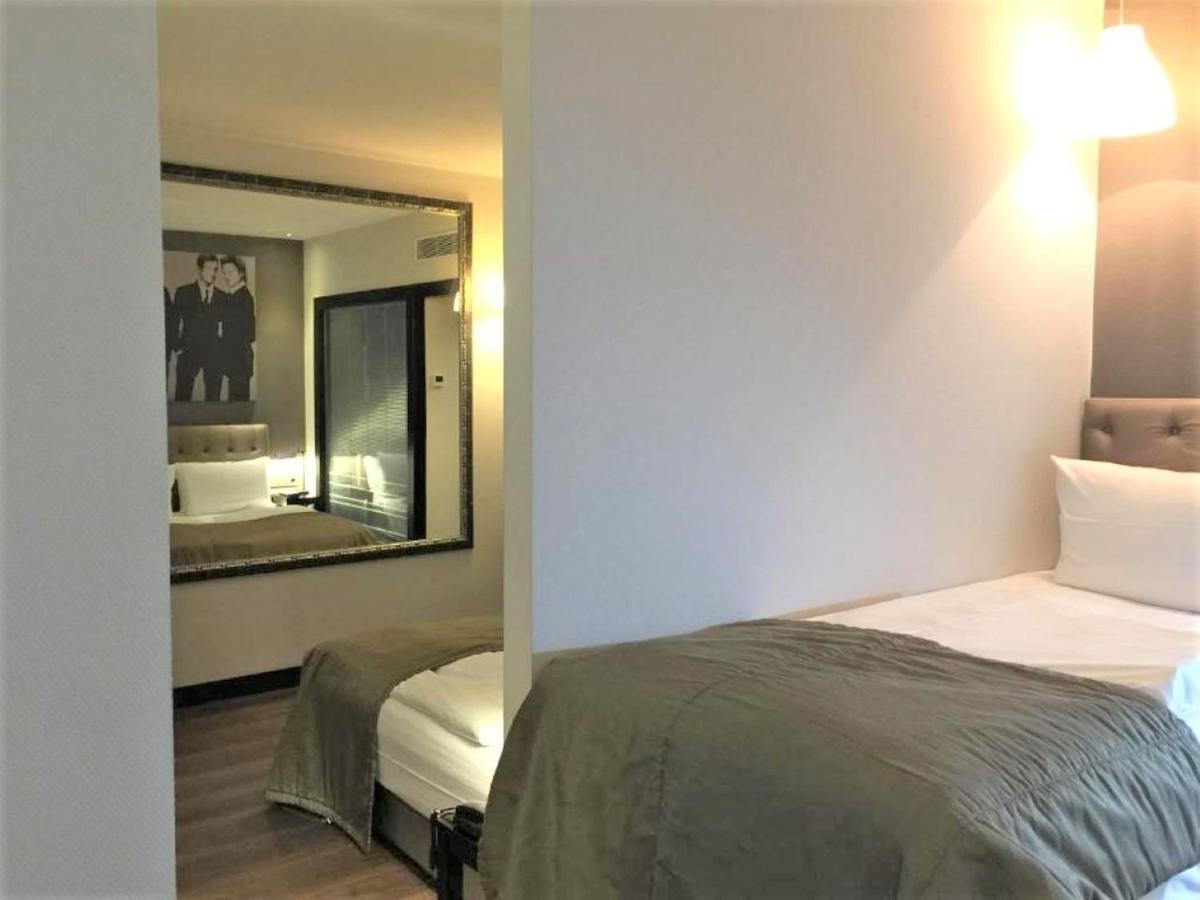 Quentin Am Kurfuerstendamm Hotel 4*