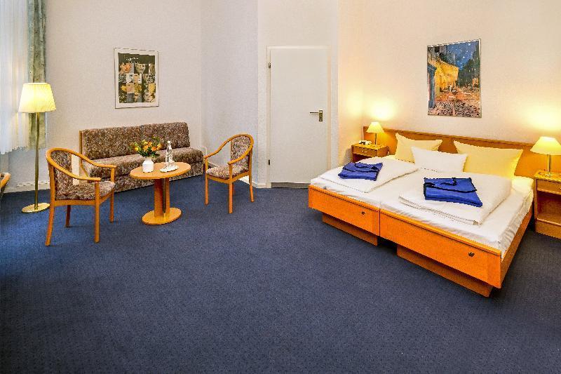 Amc - Schoeneberg 3* Berlin