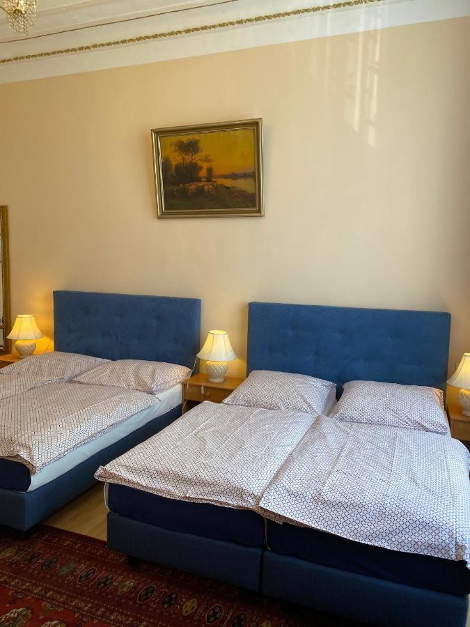 Gunia Guest house