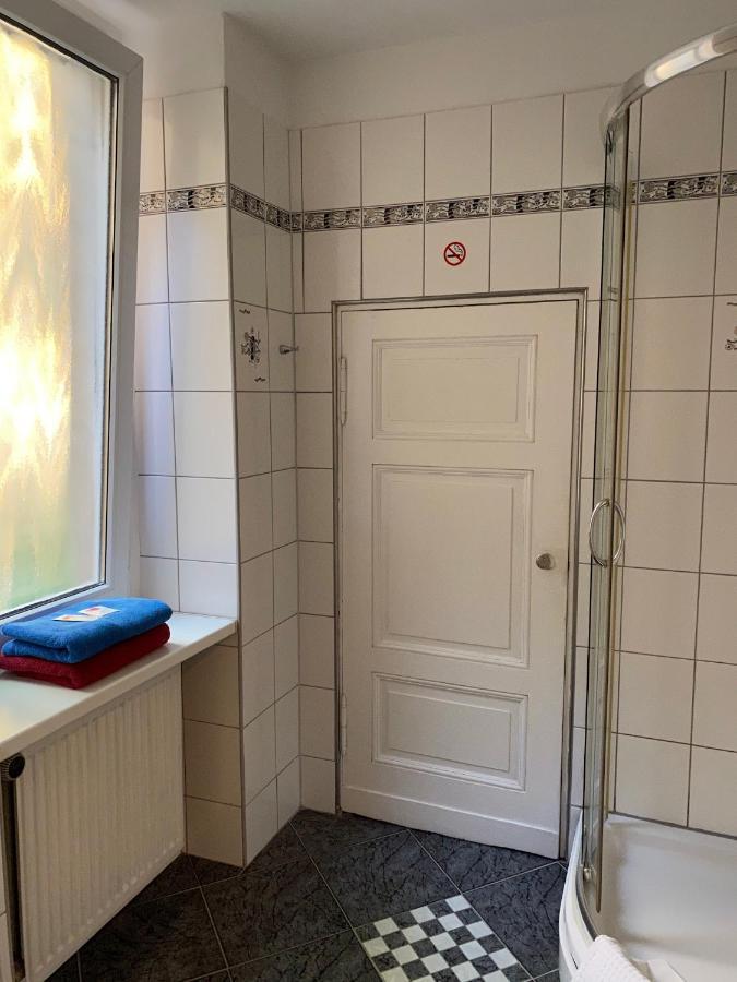 Gunia Guest house