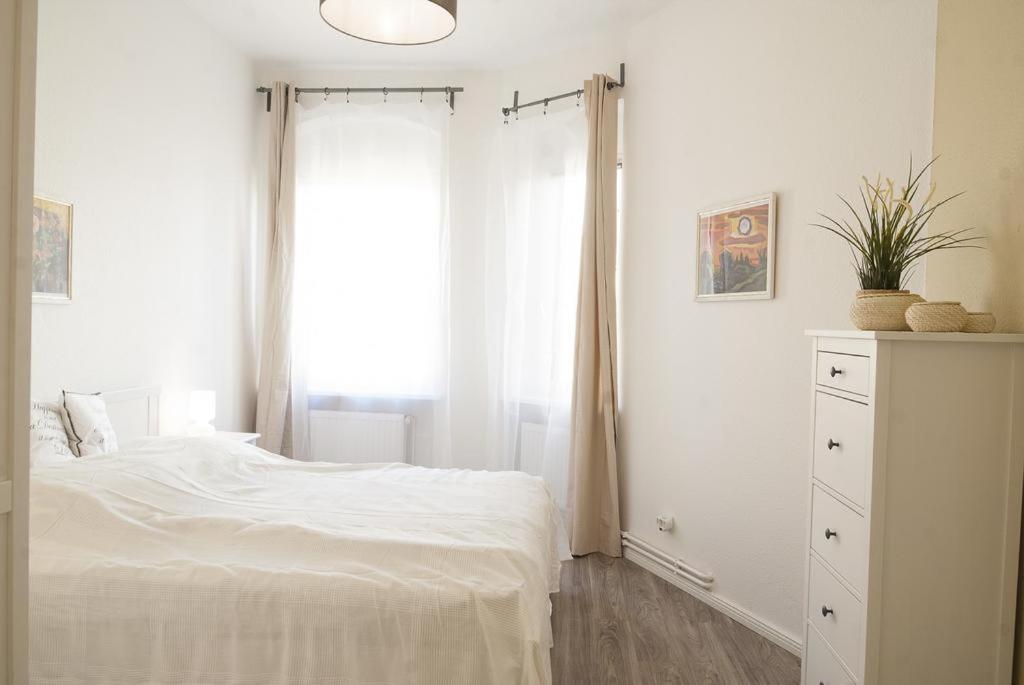 Apartment Feel At