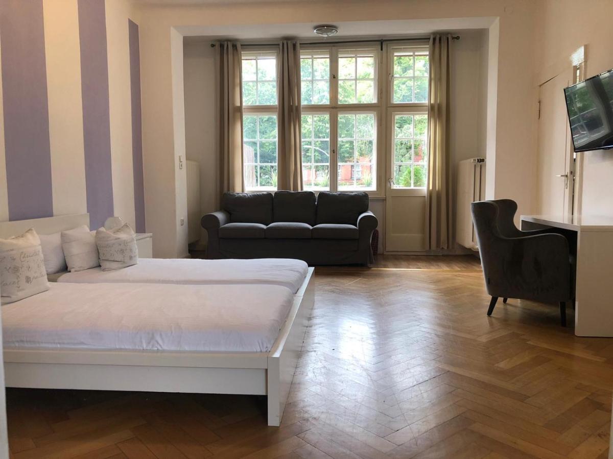 Aparthotel Ela *