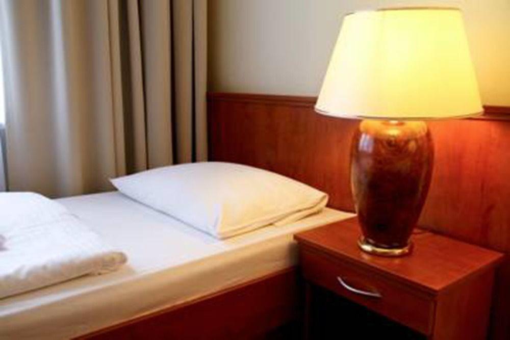 Hotel Selina West 3*