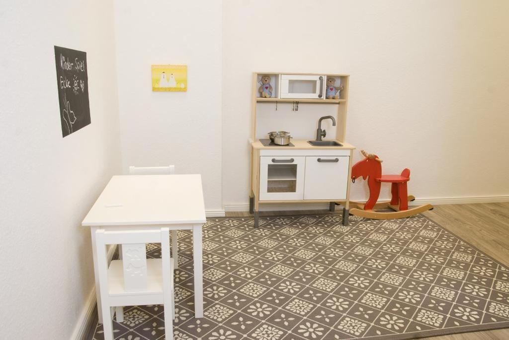 Apartment Feel At Berlin