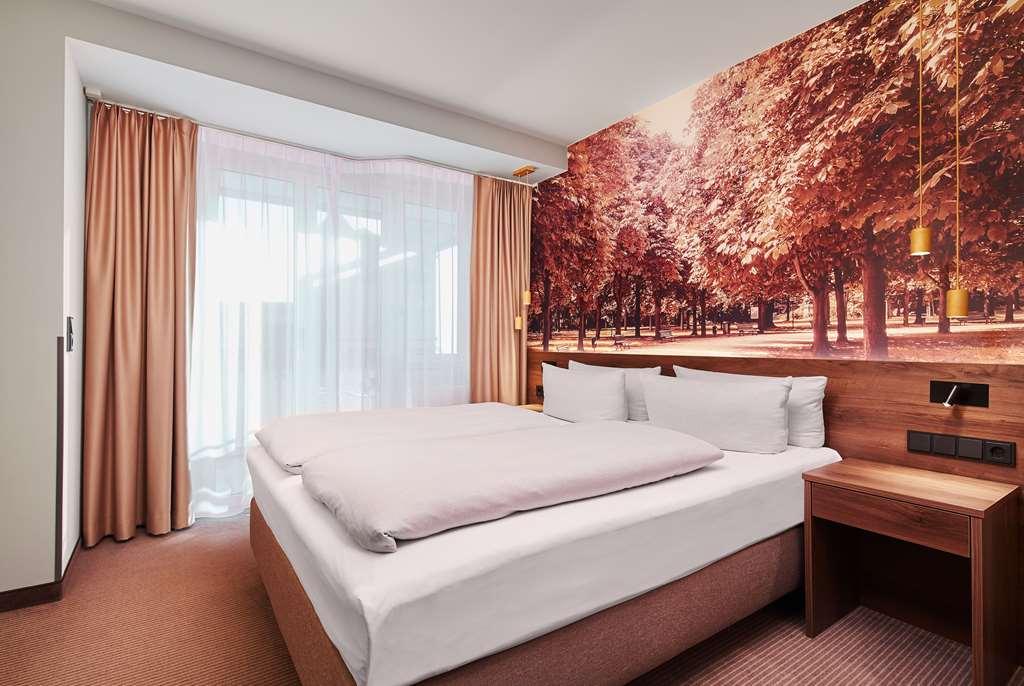 Hyperion Hotel 5*
