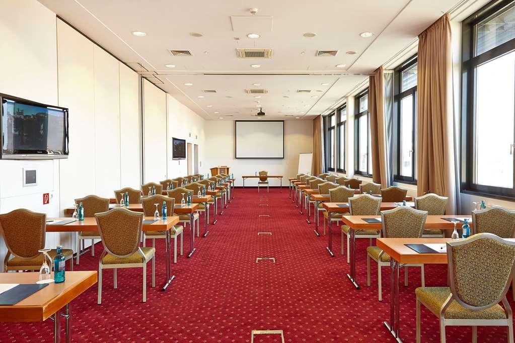 Hyperion Hotel 5*
