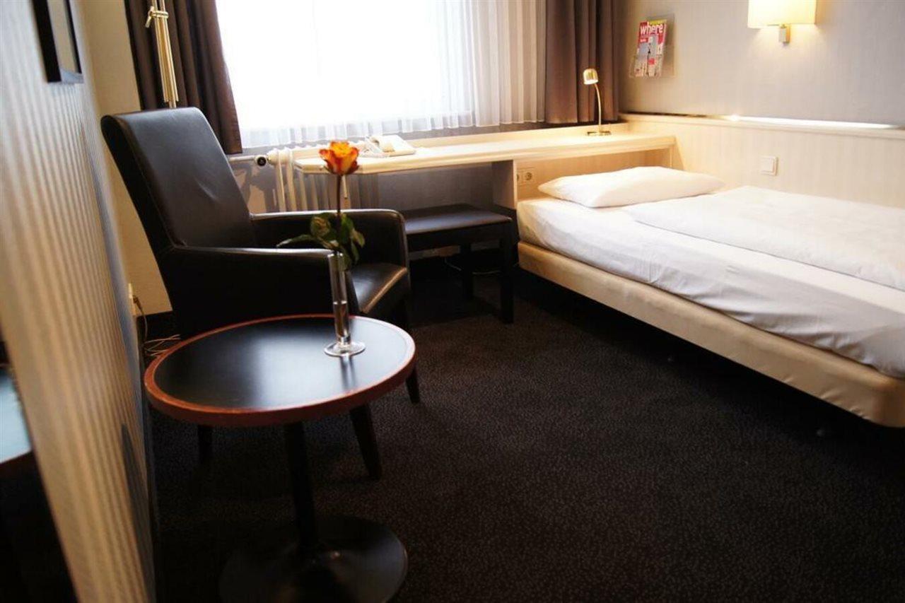 Hotel Plaza Am Kurfuerstendamm 3*