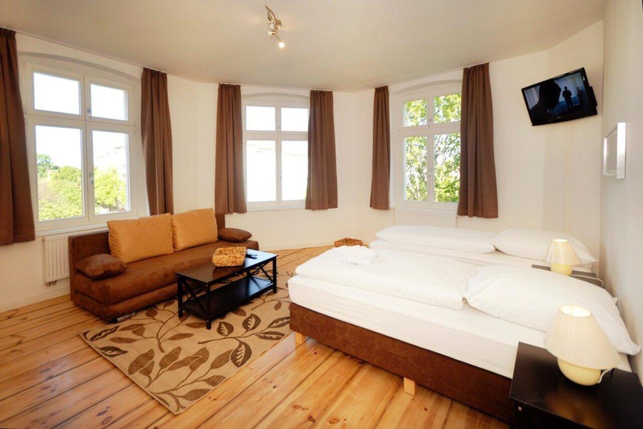 Apartment Old Town Metzer Strasse Berlin