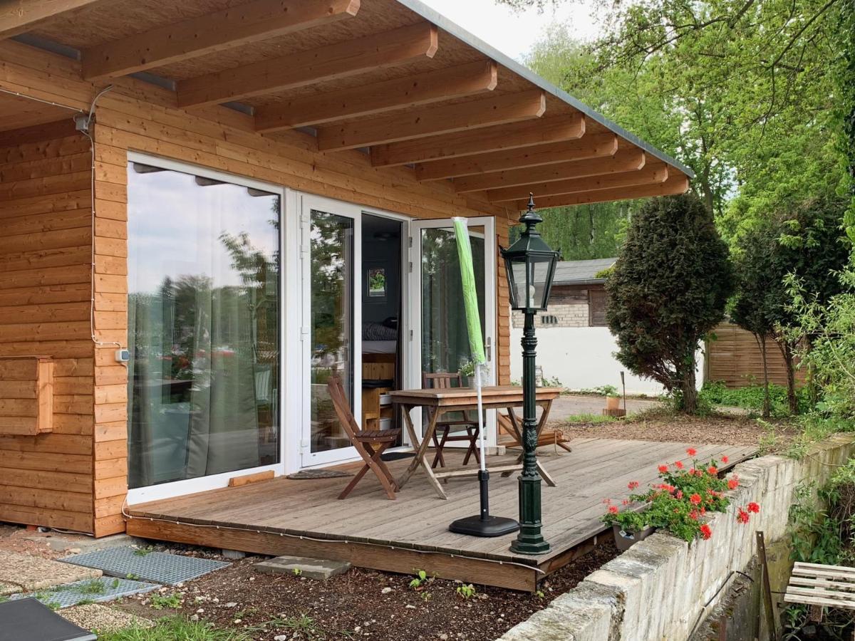 Tiny House Oder Auf Der Sunset Marina Berlim