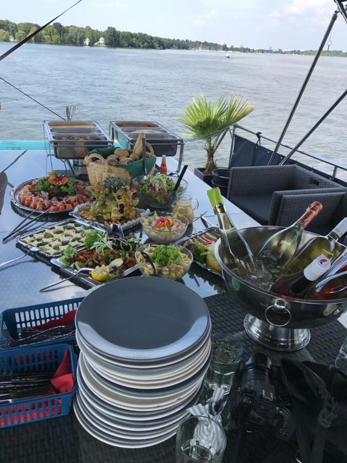 Botel Hausboot Deluxe Berlim