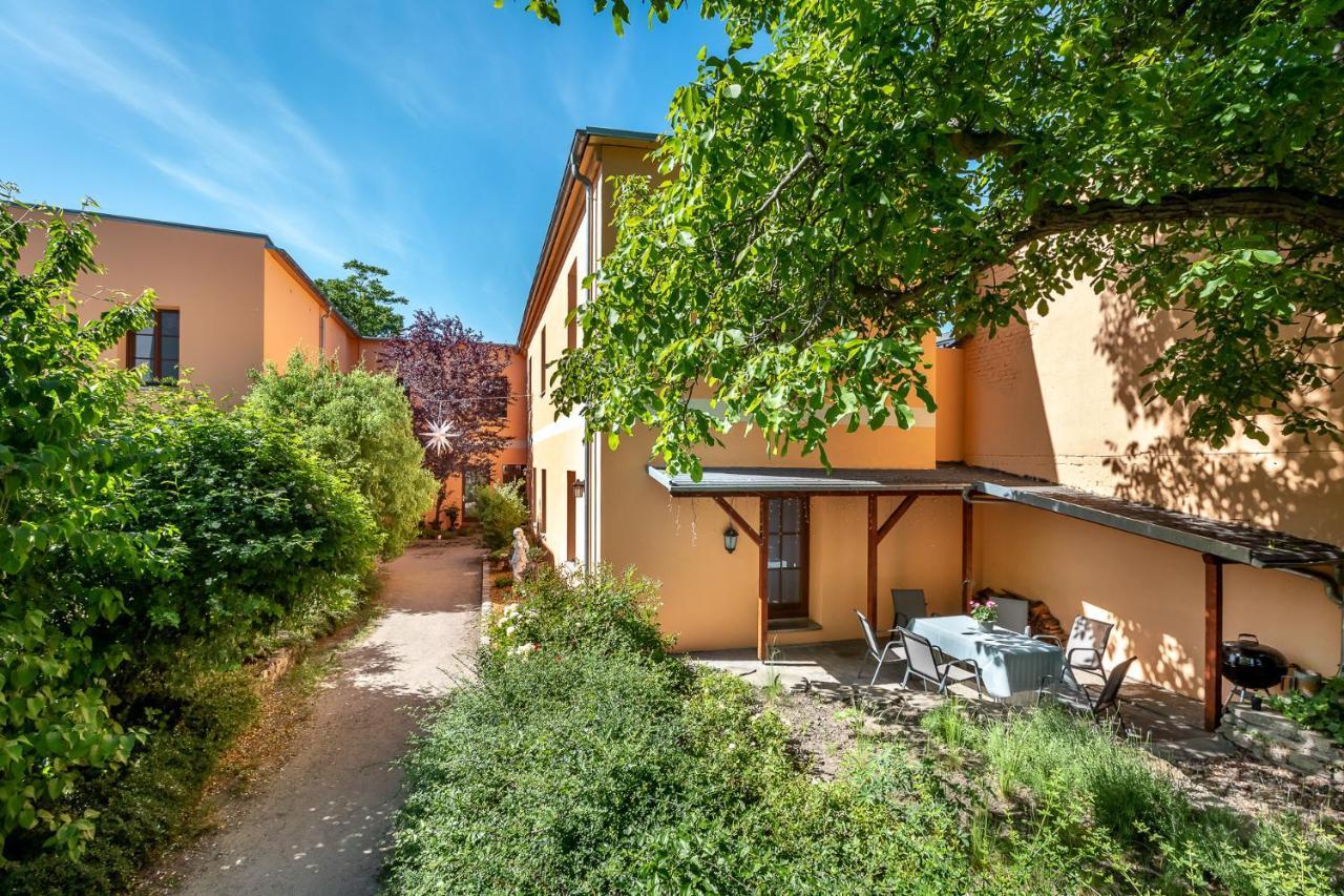 Idyllisches Haus Mitten In *