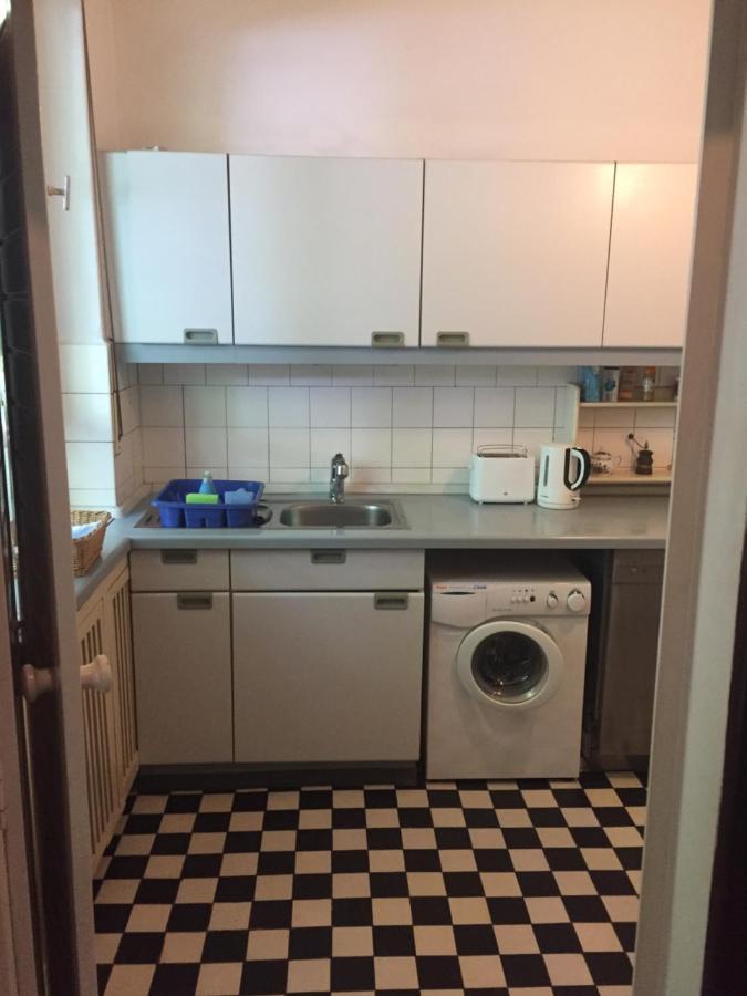 Apartment 1948 Es War Einmal