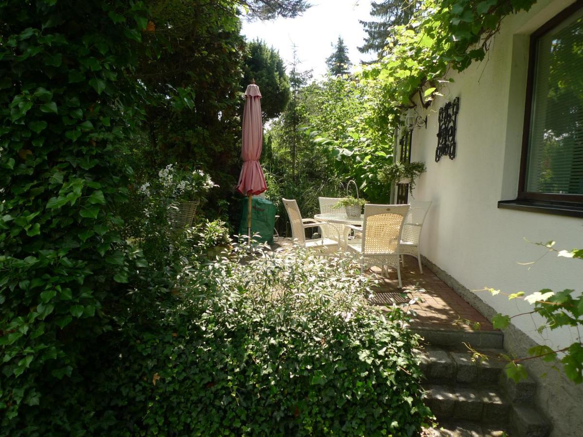 Gemuetliches Gaestehaus Bohnsdorf, Naehe Flughafen Schoenefeld Casa de férias *