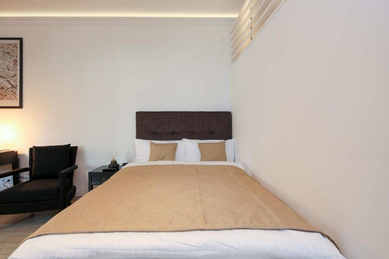 4 Personen Altbau Nahe Kurfuerstendamm - Macbeth