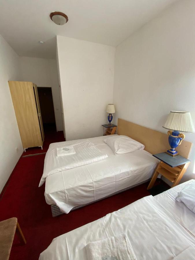 Maerkischer Hof 3*
