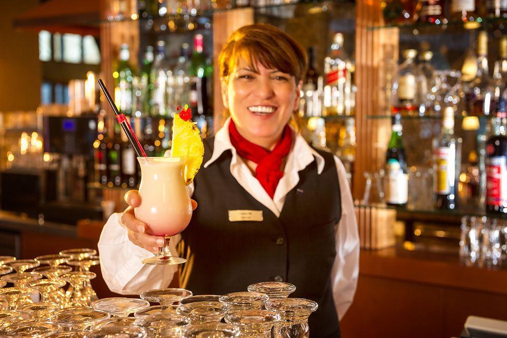 Dorint Airport-hotel Berlin-tegel 3*