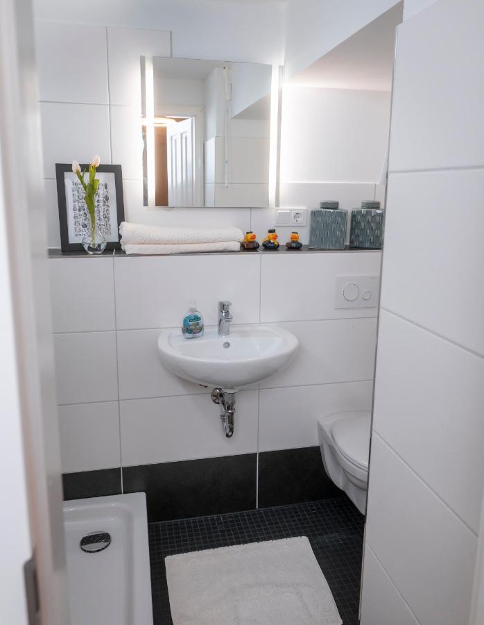 90qm Zentrum Naehe Prenzlauer Berg, 2 Baeder Apartamento *