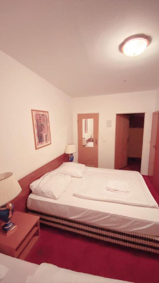Maerkischer Hof Hotel 3*