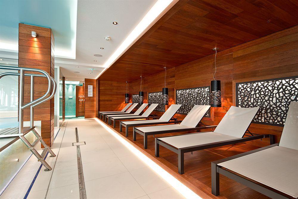 Hotel Pestana Tiergarten 4*