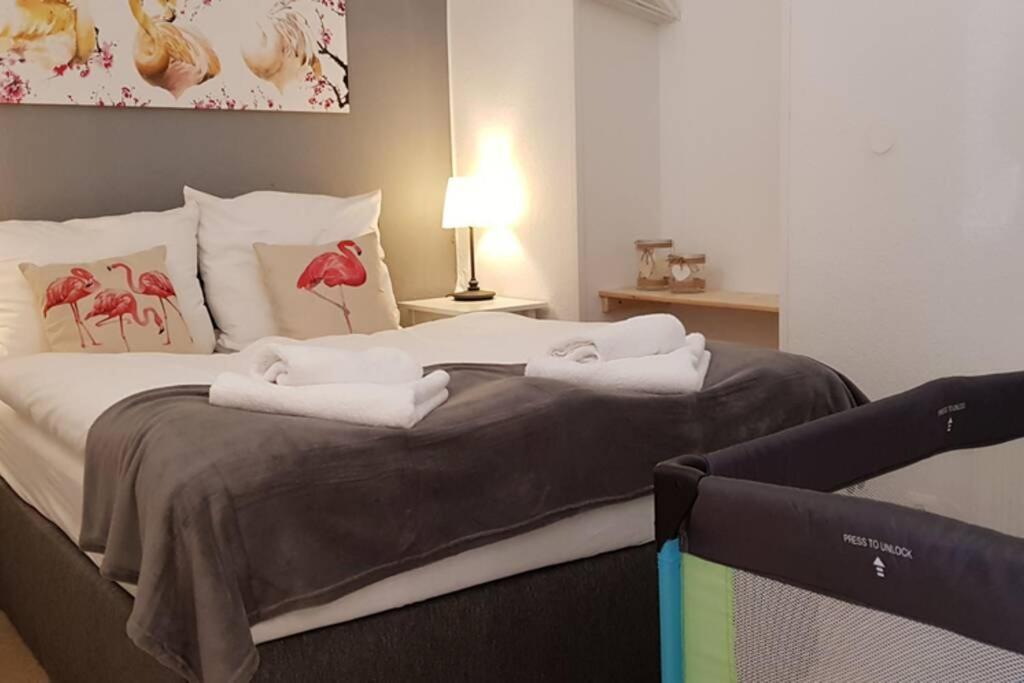 Near Shooping Center, 6 Guests Berlin