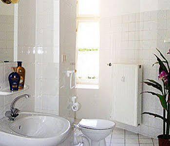 Regenbogen Guest house 2*