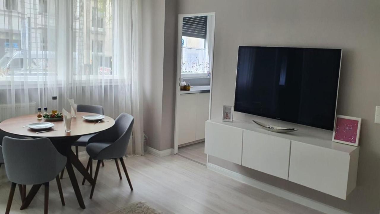 Im Zentrum Kudamm, West Apartamento *