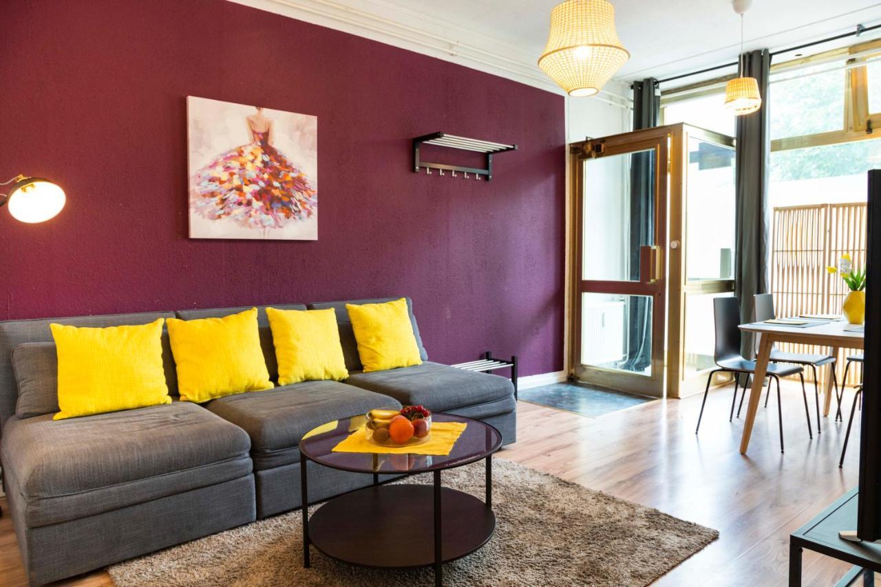 Dl 6 Stations To Alex Apartment Berlin