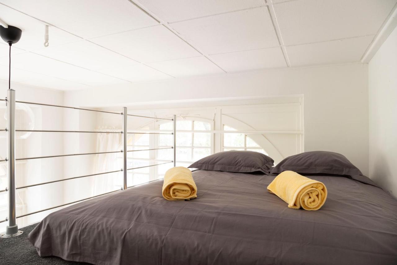Spacious&stylish Loft Bed +s-bahn Access
