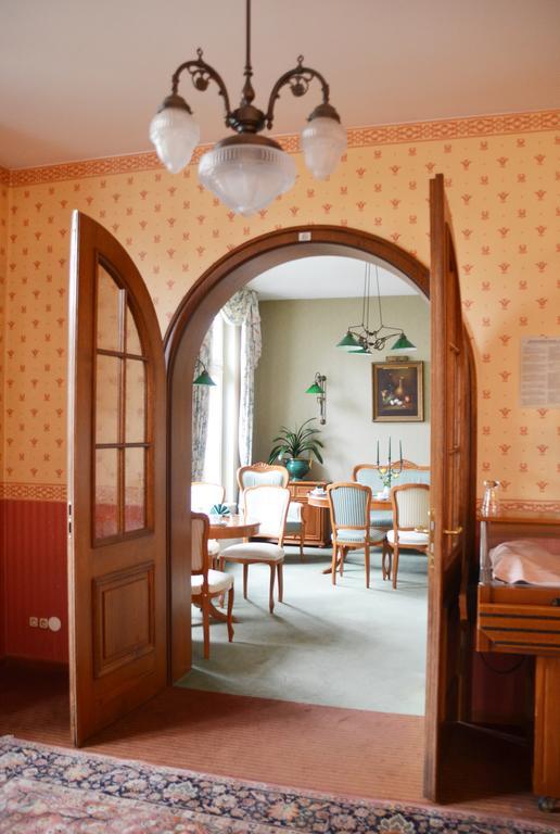 Guest house Alt-karow 3*