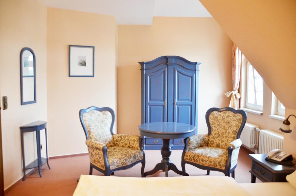 Guest house Alt-karow 3*