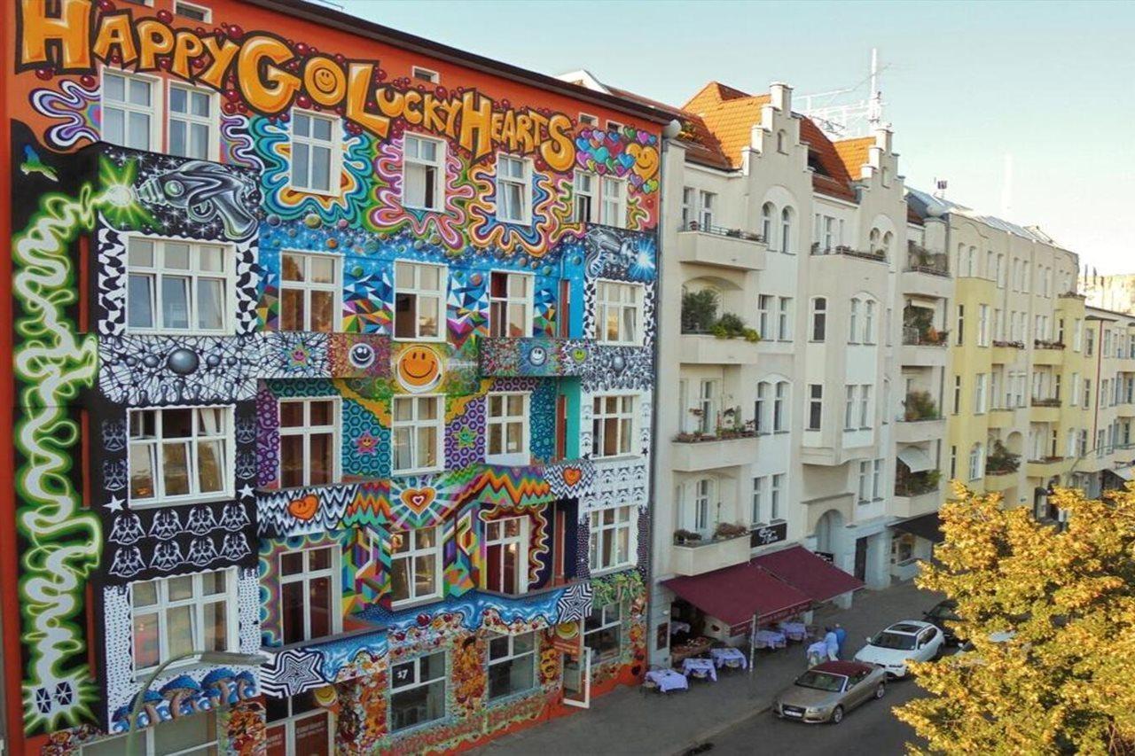 Happy Go Lucky + Hostel Berlin