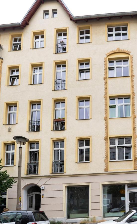 Apartment 1bedroom Am Mauerpark Prenzl Berg *