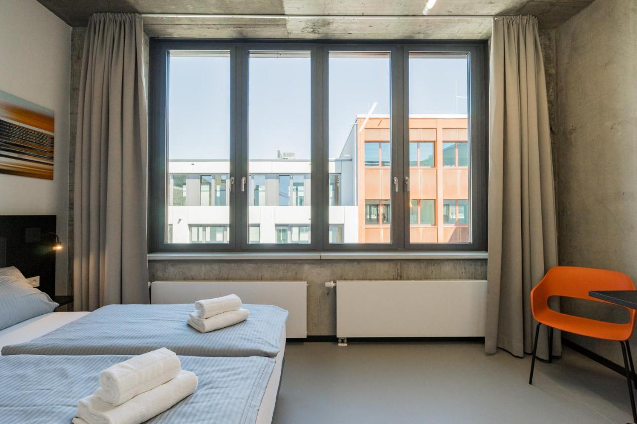 Nena Moritzplatz 3*