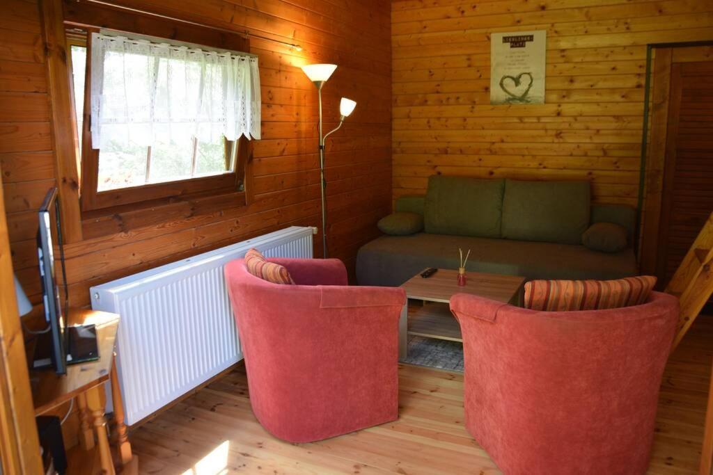 Gemuetliches Blockhaus, Waldblick, Naehe Ber/sxf Casa de férias
