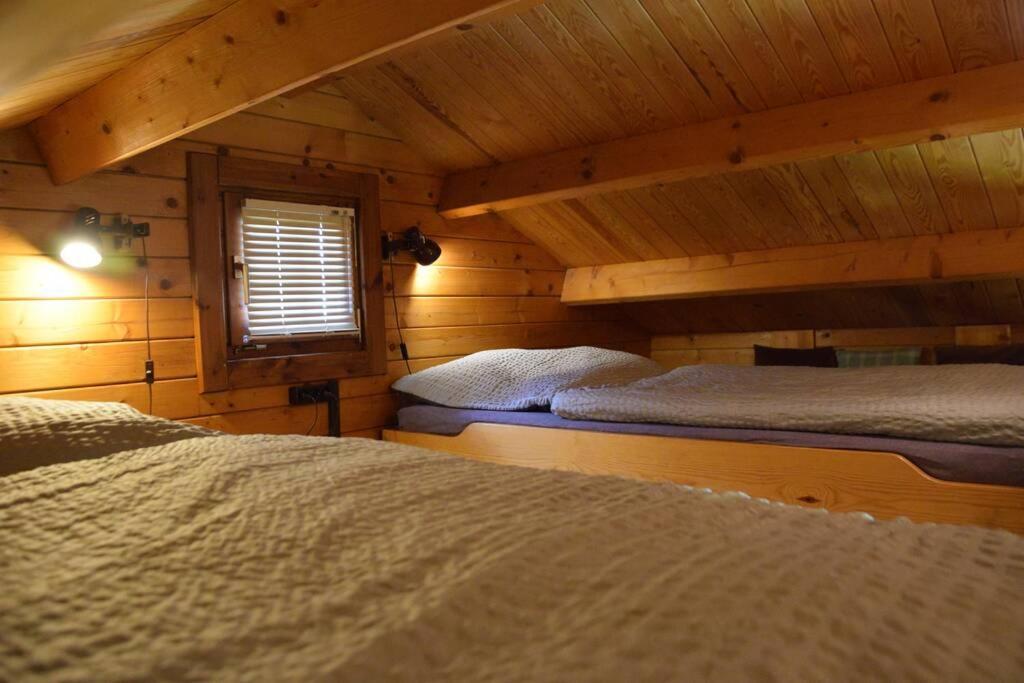 Gemuetliches Blockhaus, Waldblick, Naehe Ber/sxf Holiday home