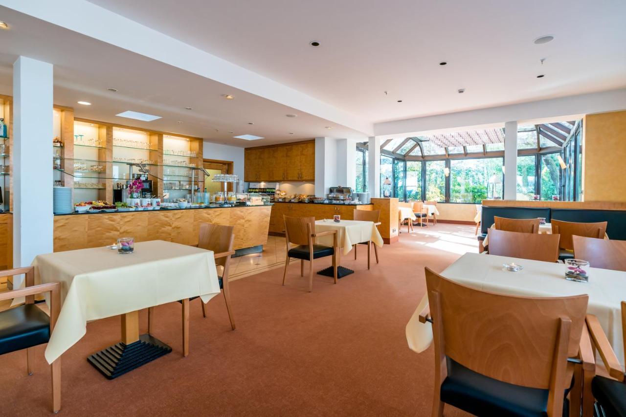 Schlosspark Hotel 4*