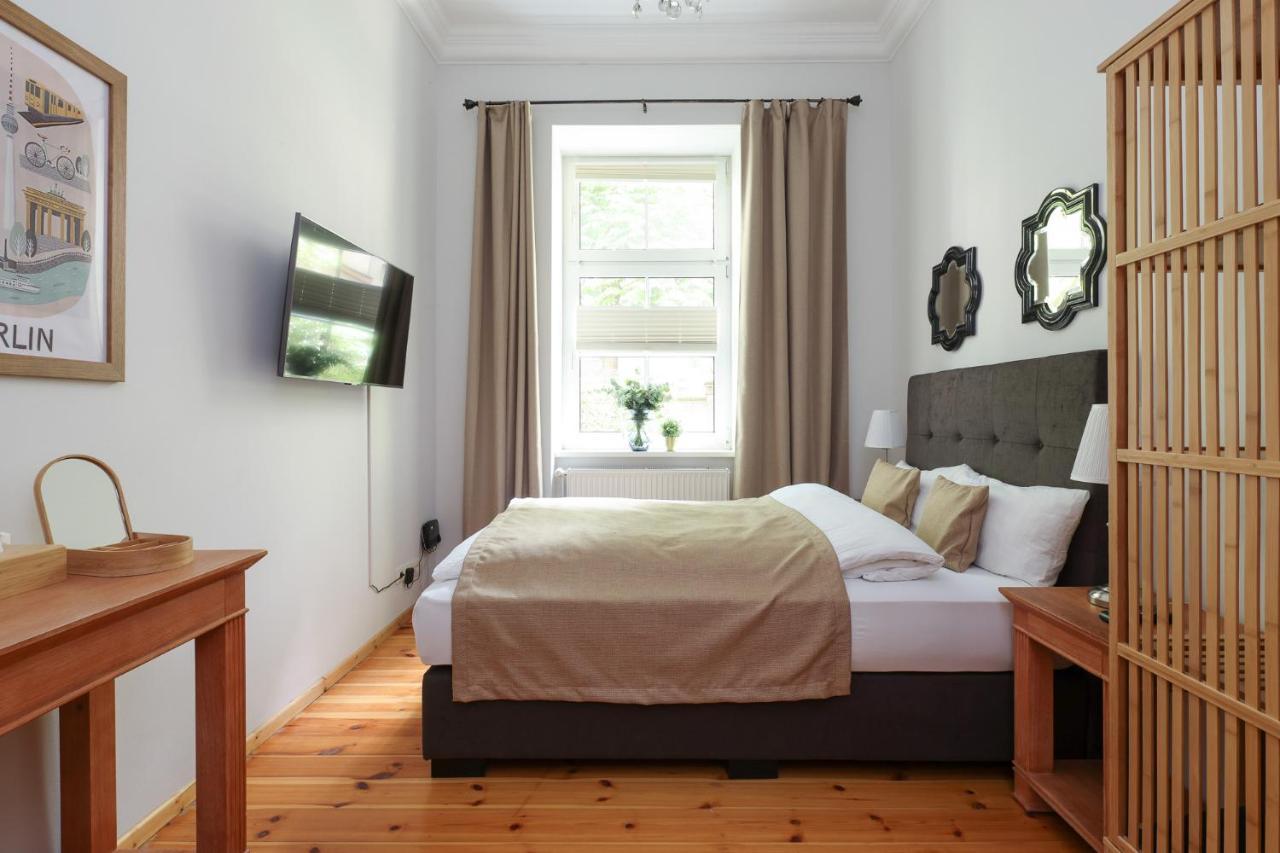 4 Personen Altbau Nahe Kurfürstendamm * Berlin