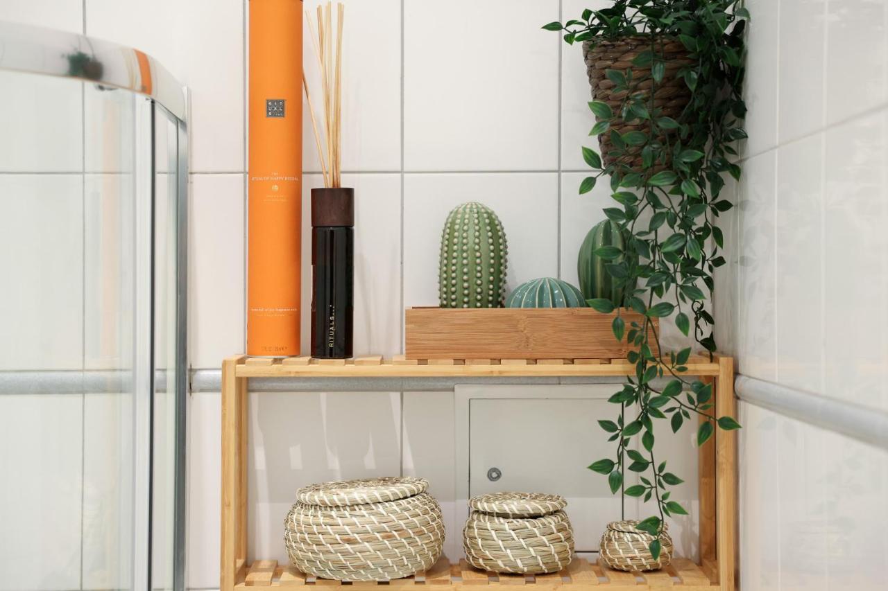 4 Personen Altbau Nahe Kurfürstendamm Berlin