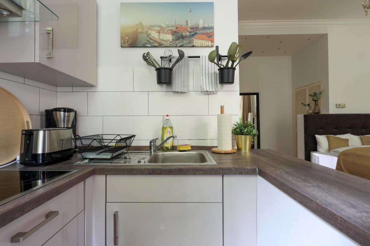 Apartment 4 Personen Altbau Nahe Kurfürstendamm *