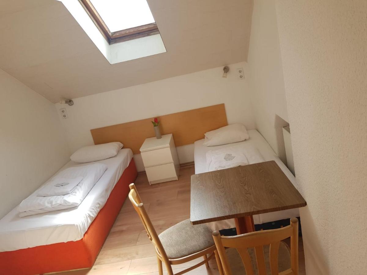 Apartamento Studio Apartments Oranien Burger Tor Berlim