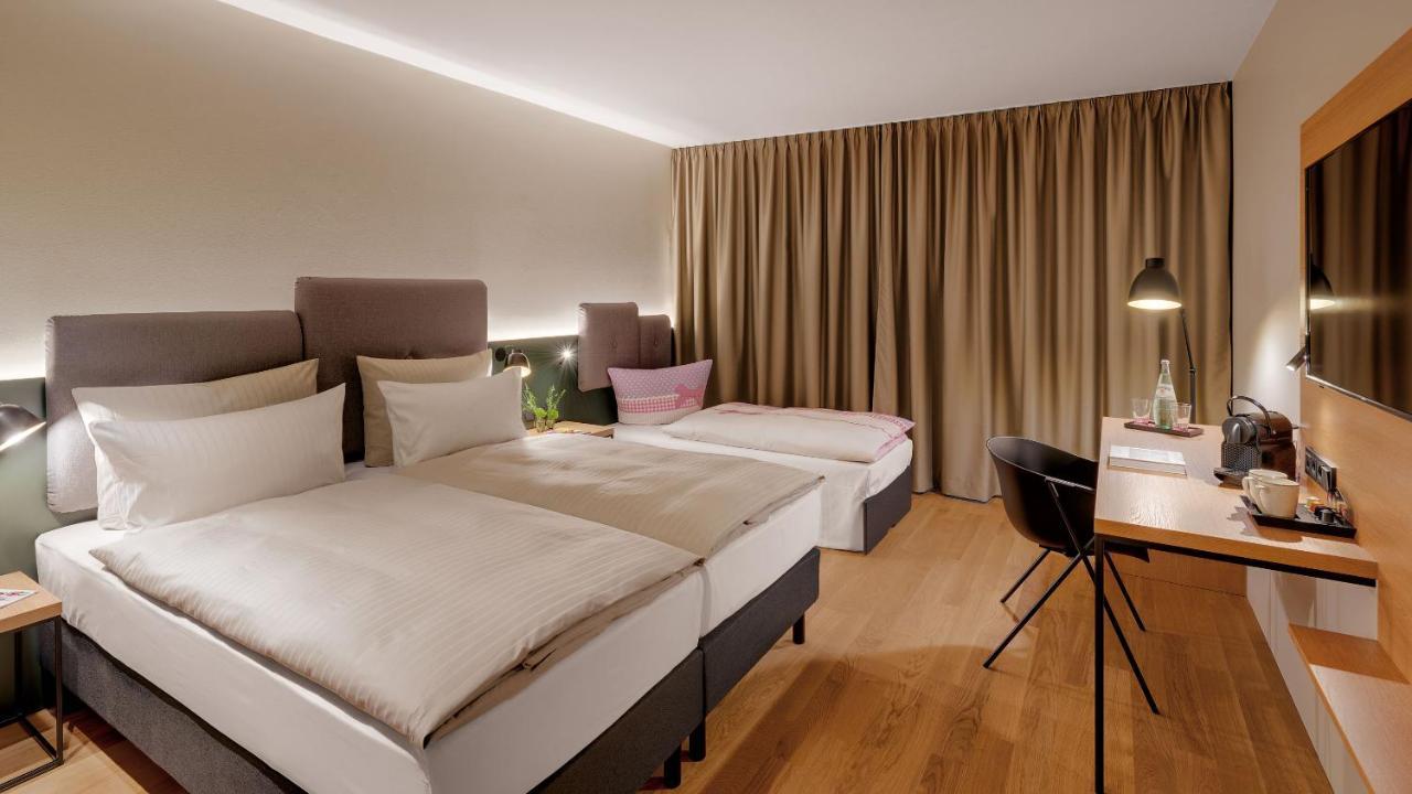 The Yard Hotel
